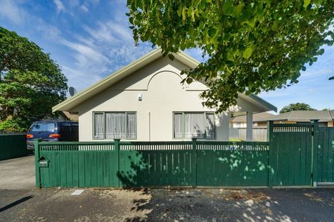 Photo of property in 44 South Street, West End, Palmerston North, 4410