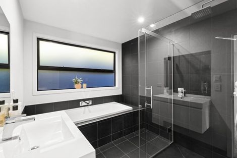 Photo of property in 30 Niger Street, Wanaka, 9305