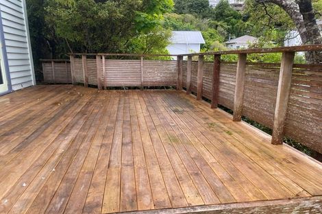 Photo of property in 73 Todman Street, Brooklyn, Wellington, 6021