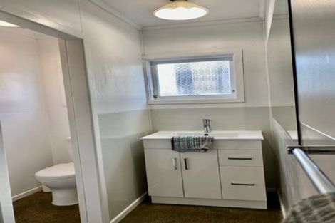 Photo of property in 3/23a Hamblyn Street, Strandon, New Plymouth, 4312