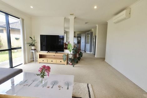 Photo of property in 10 Parkside Drive, Huntington, Hamilton, 3210