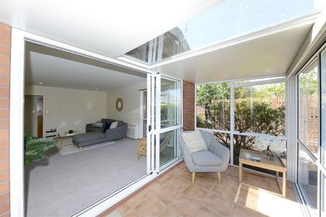 Photo of property in 64 Apsley Drive, Avonhead, Christchurch, 8042