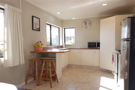 Photo of property in 29 Greenwood Place, Fitzherbert, Palmerston North, 4410