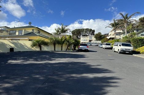 Photo of property in 25 Mariners View Road, Beach Haven, Auckland, 0626