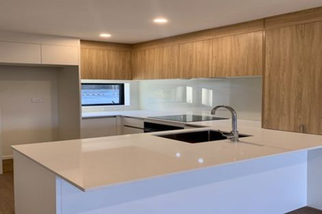 Photo of property in 37 Jabuka Street, Glen Eden, Auckland, 0602