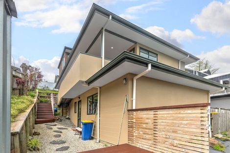 Photo of property in 2/134 Birkenhead Avenue, Birkenhead, Auckland, 0626