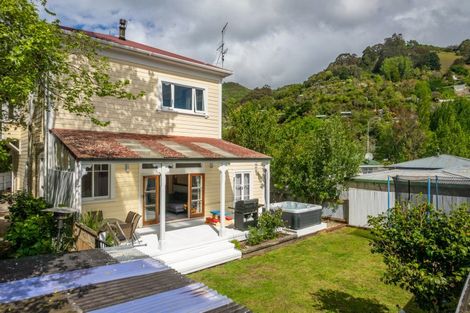 Photo of property in 5 Maitai Road, Maitai, Nelson, 7010