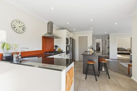 Photo of property in 88b Endeavour Drive, Whitby, Porirua, 5024