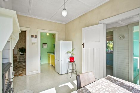 Photo of property in 2 Tupoki Street, Glen Avon, New Plymouth, 4312