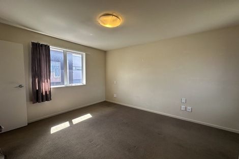 Photo of property in 672b Ferry Road, Woolston, Christchurch, 8023