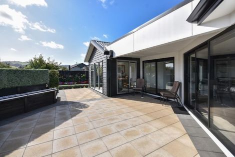 Photo of property in 14 Hagart-alexander Drive, Mosgiel, 9024