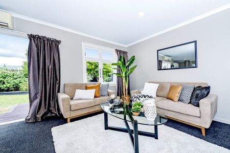 Photo of property in 70 Inwoods Road, Parklands, Christchurch, 8083