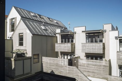 Photo of property in Pirie Street Townhouses, 18/35u Pirie Street, Mount Victoria, Wellington, 6011