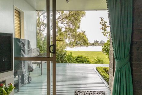 Photo of property in 27 Orowaiti Road, Westport, 7825