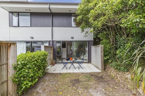 Photo of property in 8u1 Thatcher Crescent, Crofton Downs, Wellington, 6035