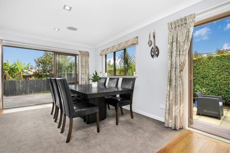 Photo of property in 2 Rays Way, Tuakau, 2121