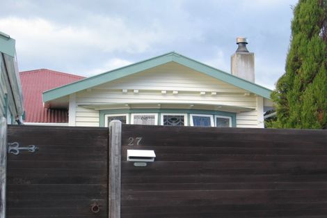 Photo of property in 27 Ferry Street, Seatoun, Wellington, 6022