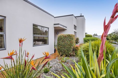Photo of property in 91a Karina Road, Merrilands, New Plymouth, 4312