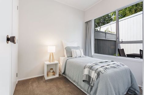 Photo of property in 67 Brigantine Drive, Beach Haven, Auckland, 0626