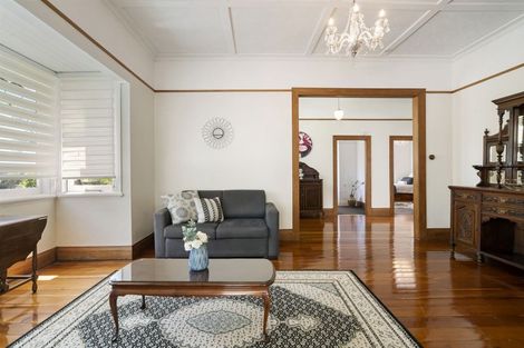 Photo of property in 1/62 Beresford Street, Bayswater, Auckland, 0622
