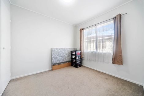 Photo of property in 2/34 Great South Road, Manurewa, Auckland, 2102