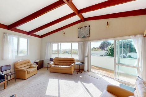 Photo of property in 121 Rua Avenue, Waitarere Beach, Levin, 5510