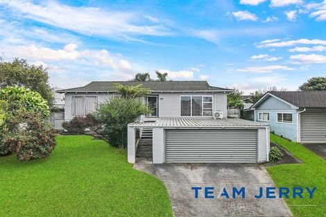Photo of property in 5 Harford Place, Pakuranga Heights, Auckland, 2010