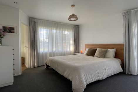 Photo of property in 18 Richmond Street, Cambridge, 3434