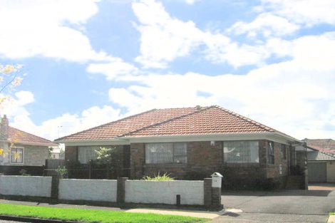 Photo of property in 8a Dryden Avenue, Papatoetoe, Auckland, 2025