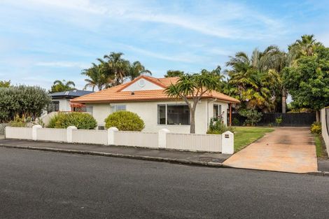 Photo of property in 2a Cassino Crescent, Onekawa, Napier, 4110