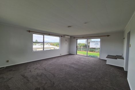 Photo of property in 94 Omata Road, Marfell, New Plymouth, 4310