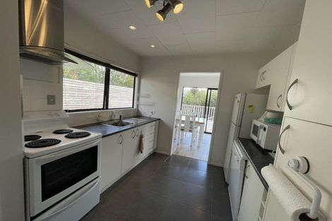 Photo of property in 4 Luxor Place, Massey, Auckland, 0614
