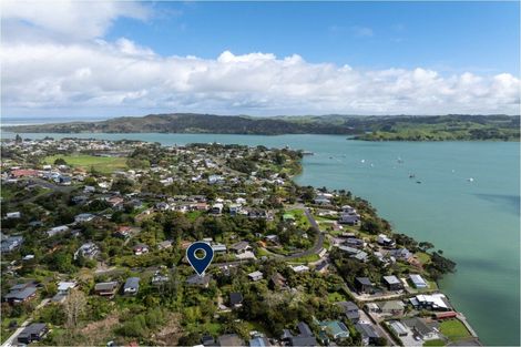 Photo of property in 22 Cambrae Road, Raglan, 3225