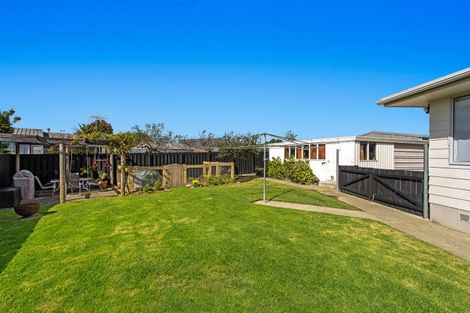 Photo of property in 9 Farnworth Crescent, Whakatane, 3120