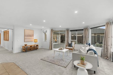 Photo of property in 17 Cunneen Place, Aidanfield, Christchurch, 8025