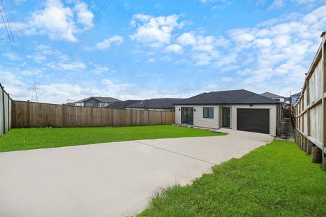 Photo of property in 30 Dungloe Avenue, Flat Bush, Auckland, 2019