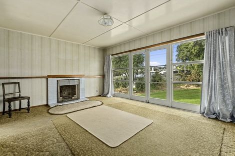 Photo of property in 2 Windsor Road, Bellevue, Tauranga, 3110