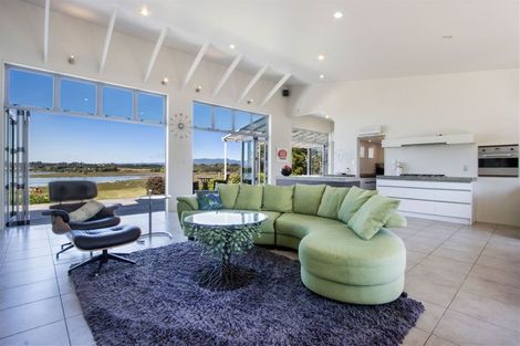 Photo of property in 38 Tanners Point Road, Tanners Point, Katikati, 3177