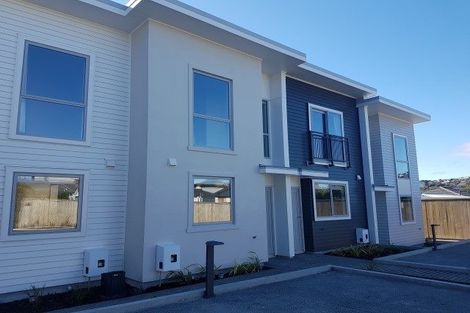 Photo of property in 32u2 Dr Taylor Terrace, Johnsonville, Wellington, 6037