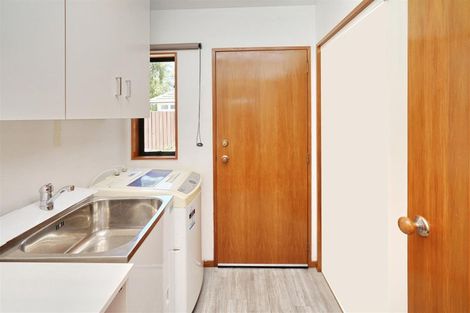 Photo of property in 52 Northcote Road, Northcote, Christchurch, 8052