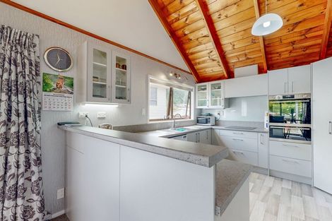 Photo of property in 7 West Crescent, Te Puru, Thames, 3575
