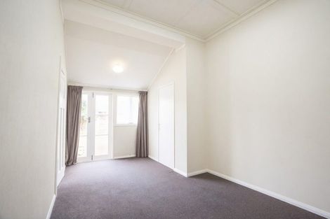 Photo of property in 92 Roy Street, Palmerston North, 4410