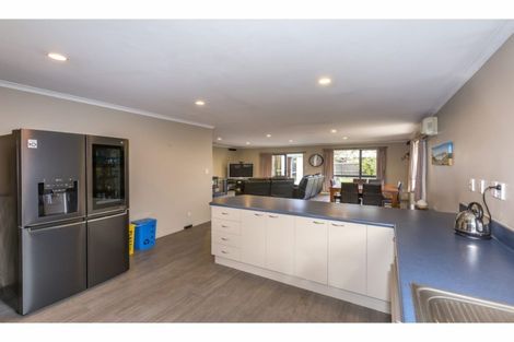 Photo of property in 16 Camleigh Close, Kaiapoi, 7630