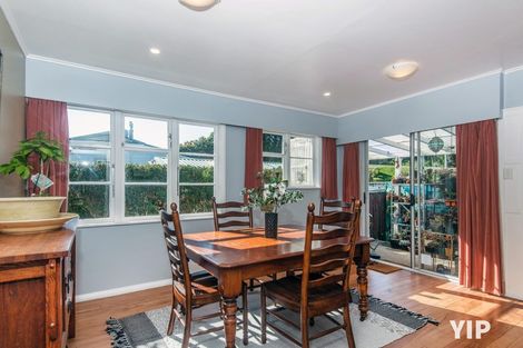 Photo of property in 3 Tawa Terrace, Tawa, Wellington, 5028