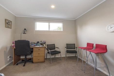 Photo of property in 13a Poto Street, Te Atatu South, Auckland, 0610
