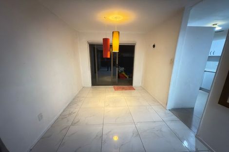 Photo of property in 1/15 Roseberry Avenue, Birkenhead, Auckland, 0626