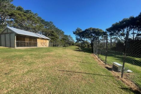 Photo of property in 225 Zanders Road, Helensville, 0882