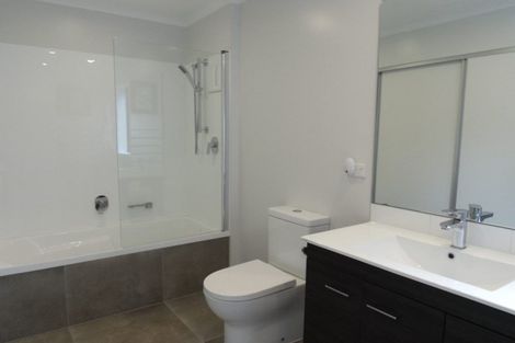 Photo of property in 33 Saltmarsh Road, Hobsonville, Auckland, 0616