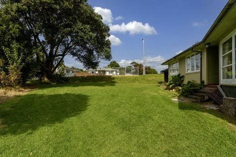 Photo of property in 2 Windsor Road, Bellevue, Tauranga, 3110