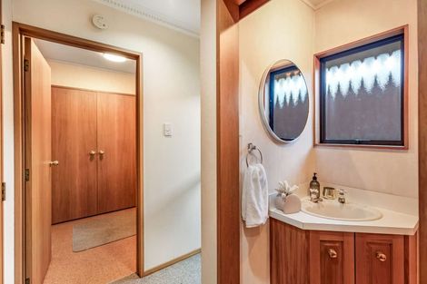 Photo of property in 6 Huntington Lane, West End, Palmerston North, 4410